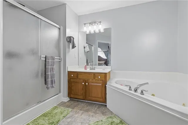 $389,900 | 1829 White Tail Lane, Liberty, MO 64068