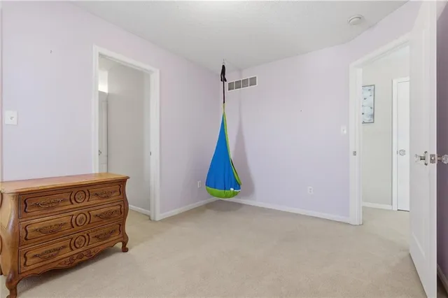 $389,900 | 1829 White Tail Lane, Liberty, MO 64068