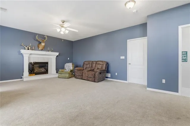 $389,900 | 1829 White Tail Lane, Liberty, MO 64068