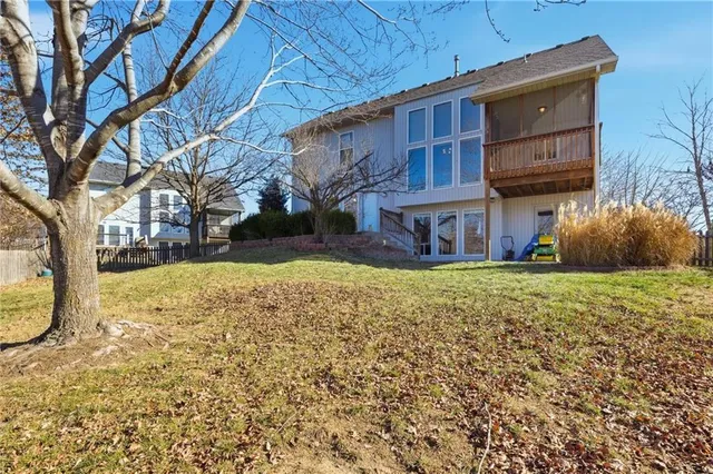 $389,900 | 1829 White Tail Lane, Liberty, MO 64068