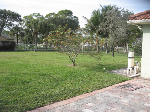 8896 Rodeo Drive Lake Worth, FL 33467 - Photo 23 of 29 8896 RODEO 018