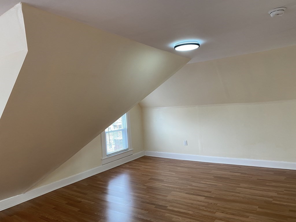 49 Euclid Avenue Springfield, MA 01108 - Photo 7 of 10