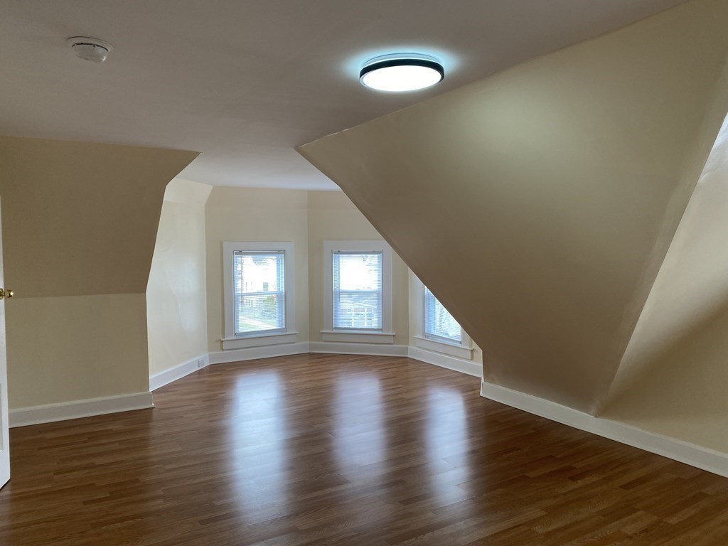 49 Euclid Avenue Springfield, MA 01108 - Photo 8 of 10