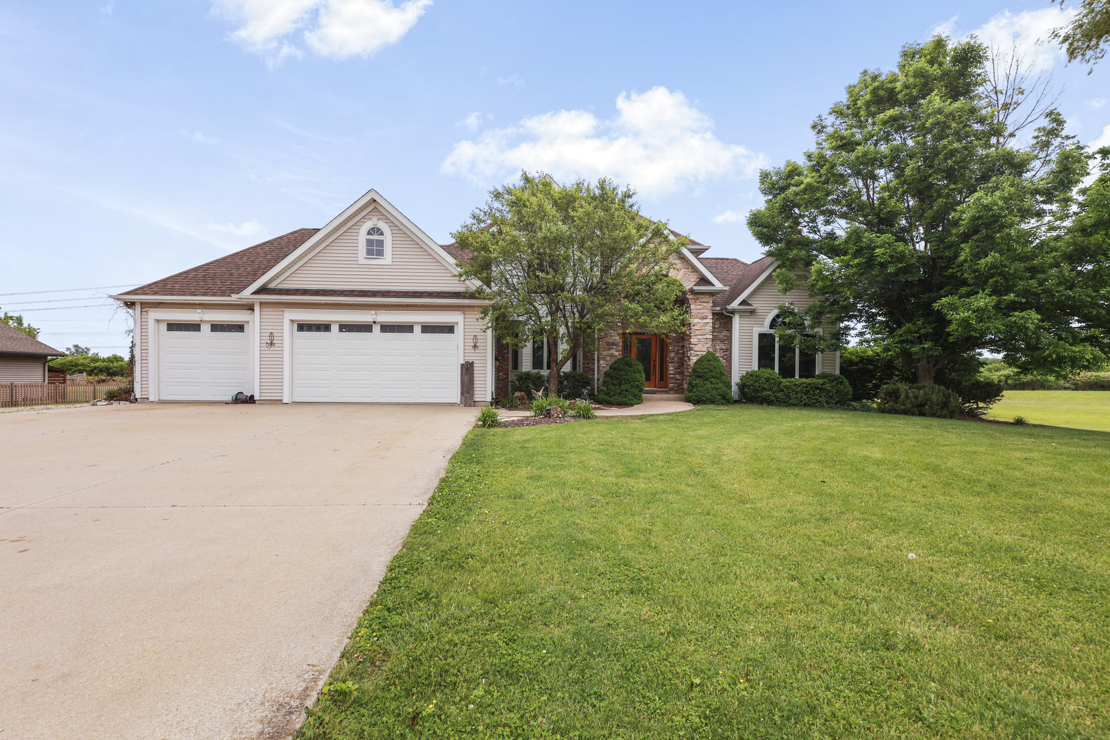 6455 Junebug Lane Morris, IL 60450 - Photo 2 of 23