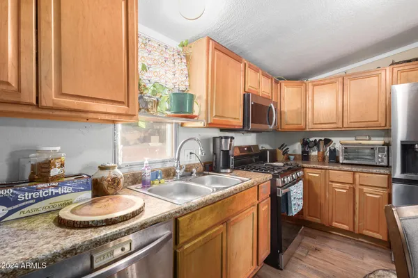 $114,750 | 2131 East Union Hills Drive, Unit M1, Phoenix, AZ 85024