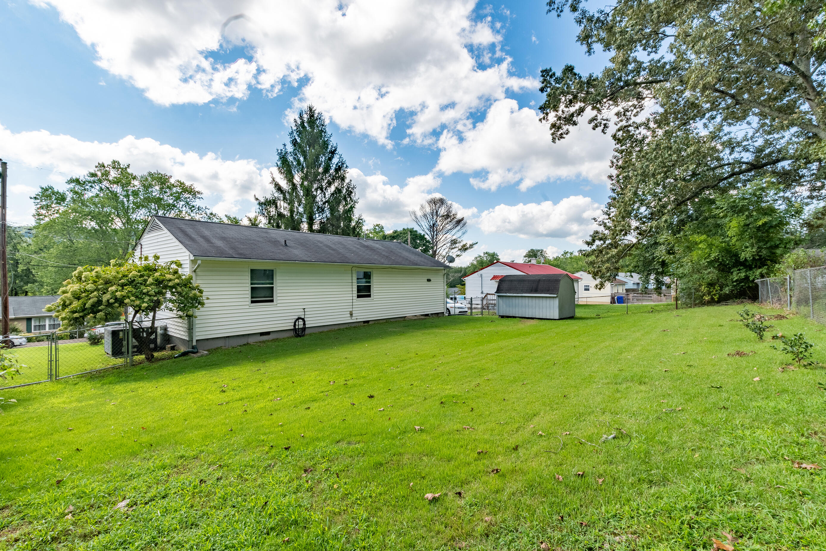 116 Aspen Lane Oak Ridge, TN 37830 - Photo 26 of 28 Rear View