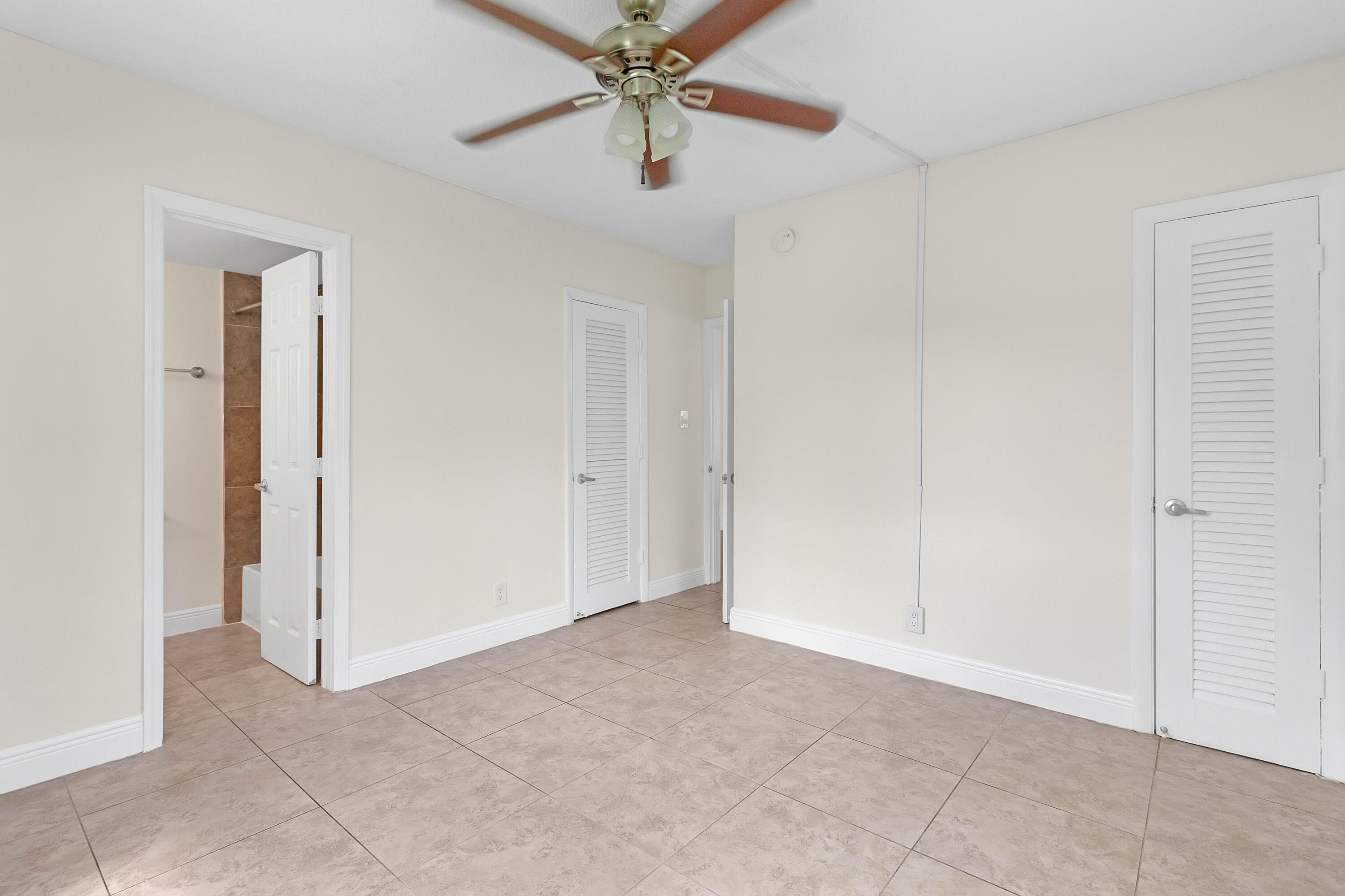 560 Northeast 46th Street Boca Raton, FL 33431 - Photo 12 of 19 560NE46THSTUNIT1-27