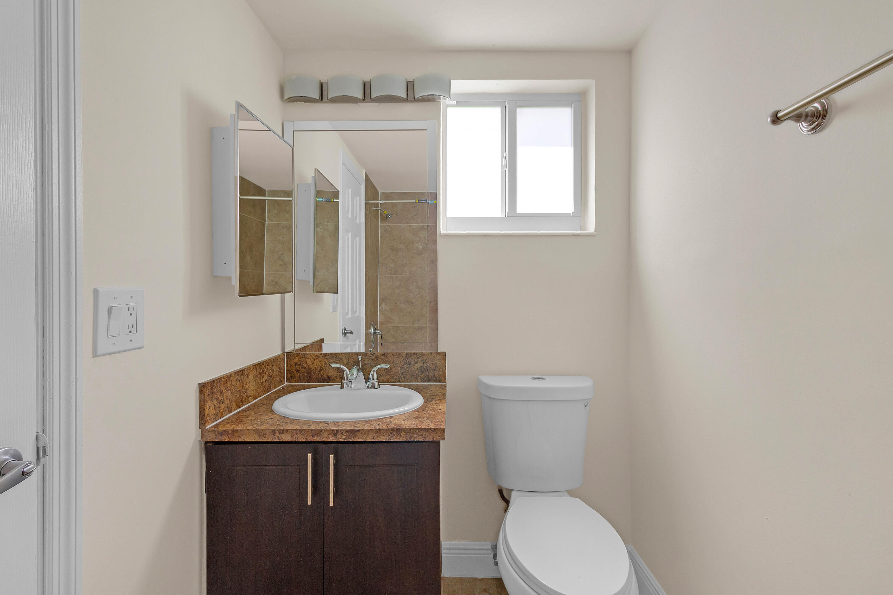 560 Northeast 46th Street Boca Raton, FL 33431 - Photo 16 of 19 560NE46THSTUNIT1-31