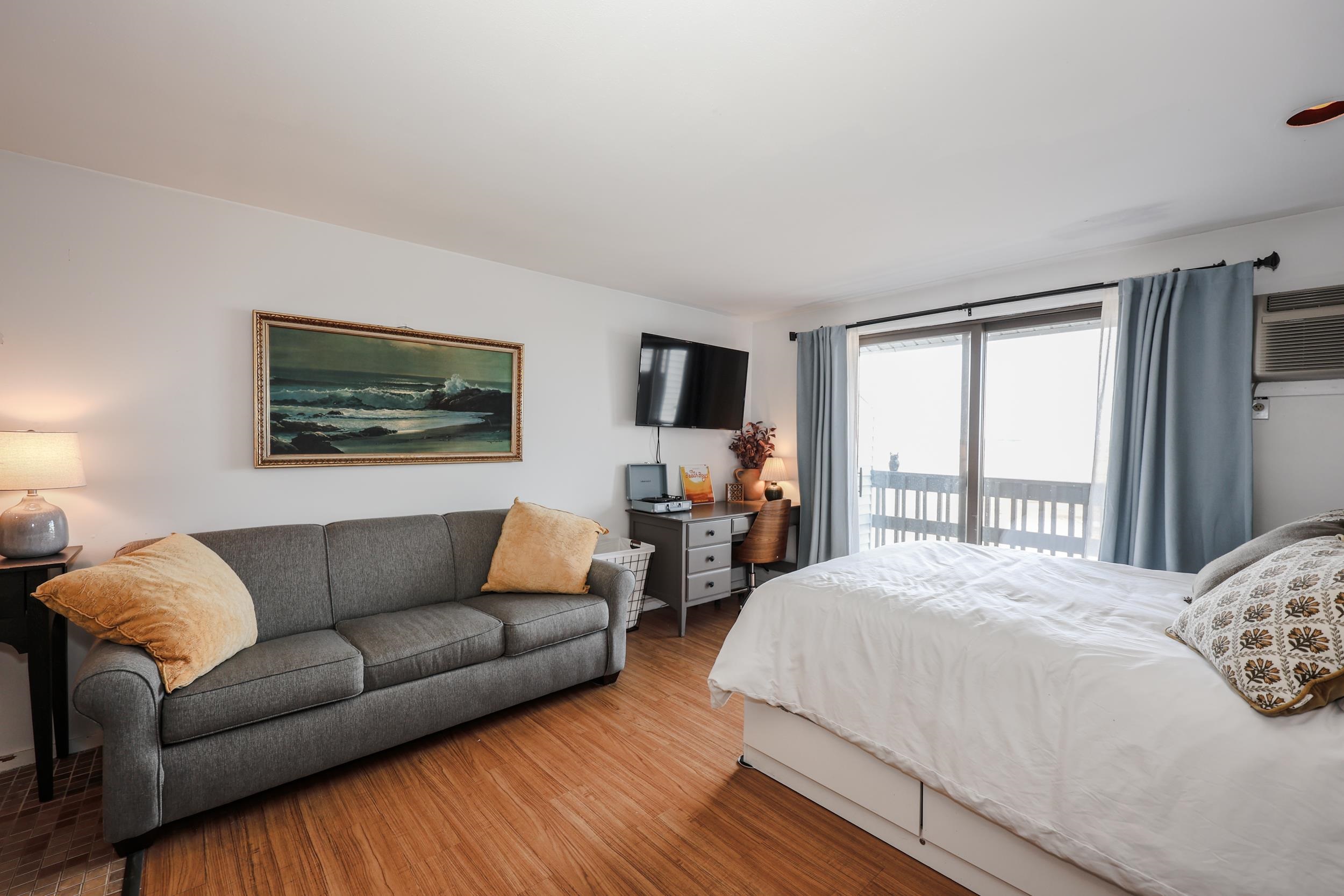 415 Ocean Boulevard, Unit 3E Hampton, NH 03842 - Photo 4 of 17