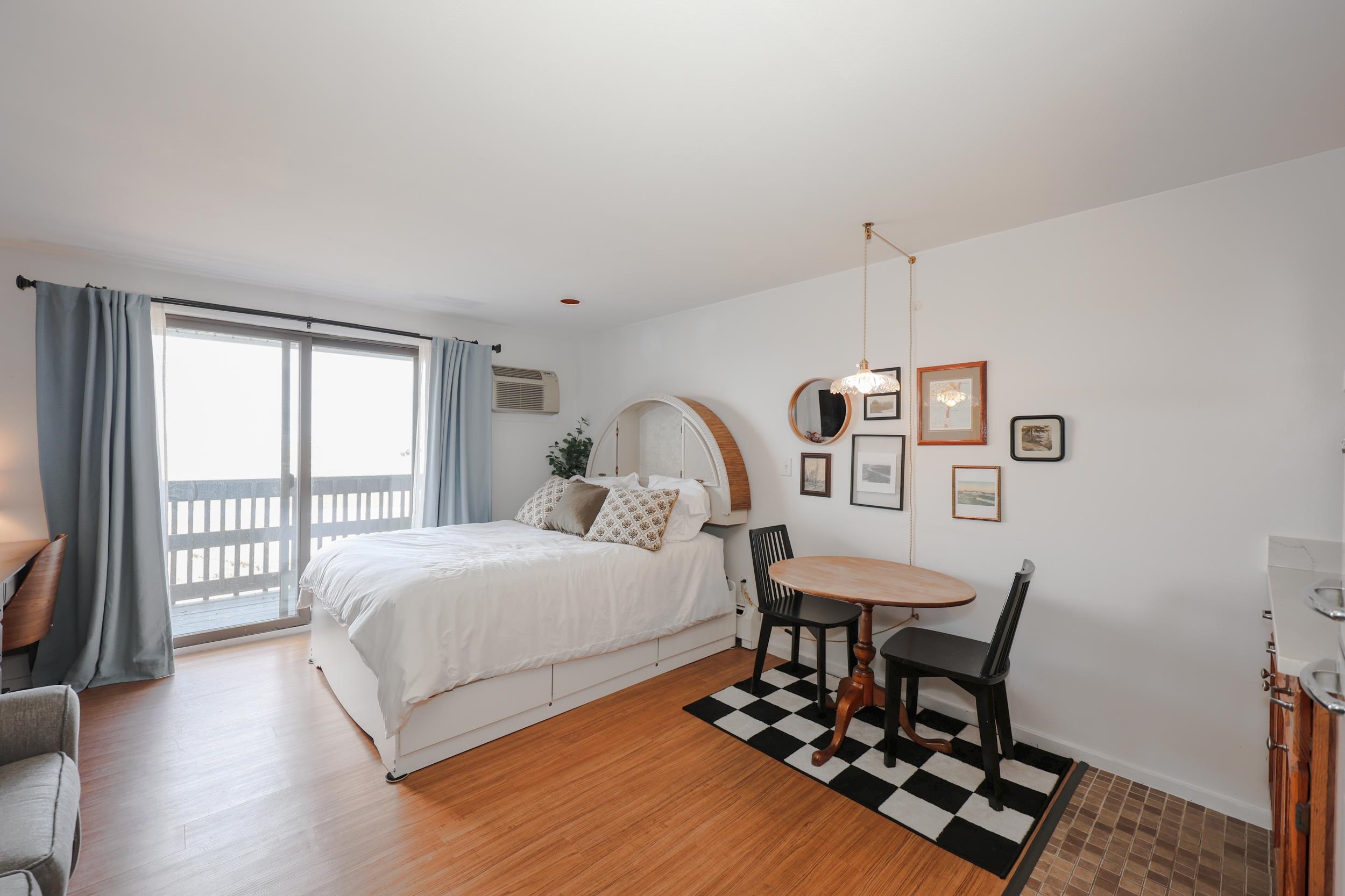 415 Ocean Boulevard, Unit 3E Hampton, NH 03842 - Photo 5 of 17