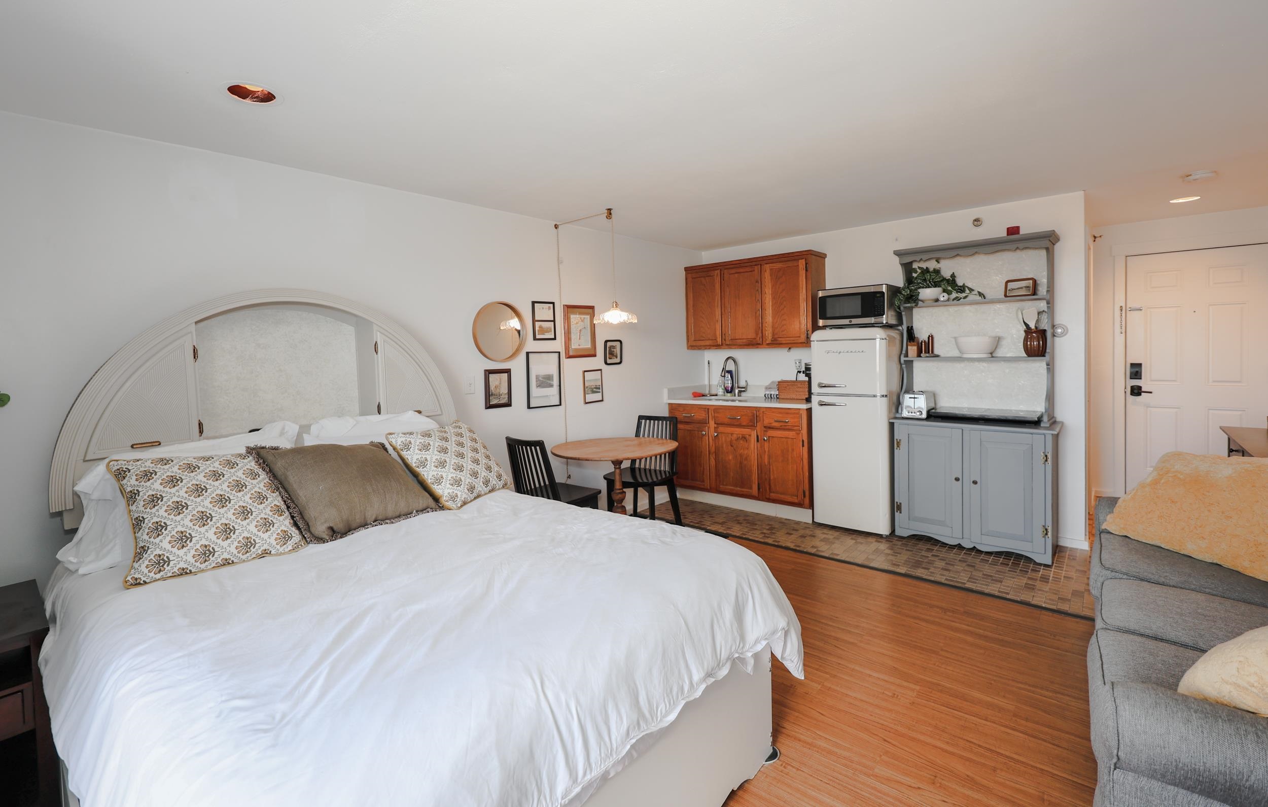 415 Ocean Boulevard, Unit 3E Hampton, NH 03842 - Photo 7 of 17