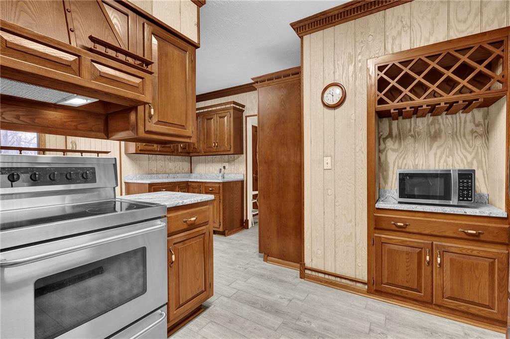 228 Oakville Road Beaver Falls, PA 15010 - Photo 13 of 37 Gallery Image 13