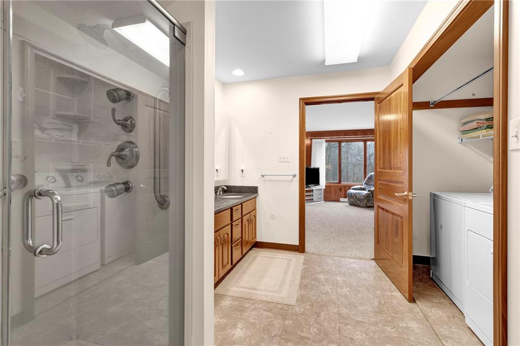 228 Oakville Road Beaver Falls, PA 15010 - Photo 21 of 37 Gallery Image 21