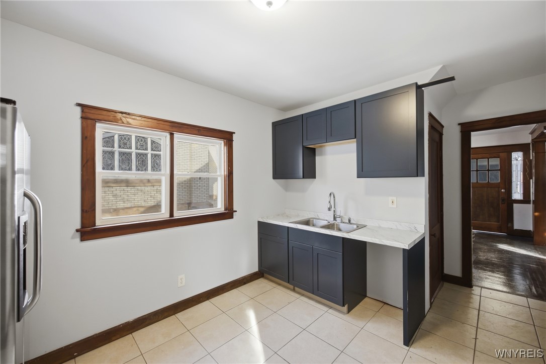 685 Abbott Road Buffalo, NY 14220 - Photo 11 of 29