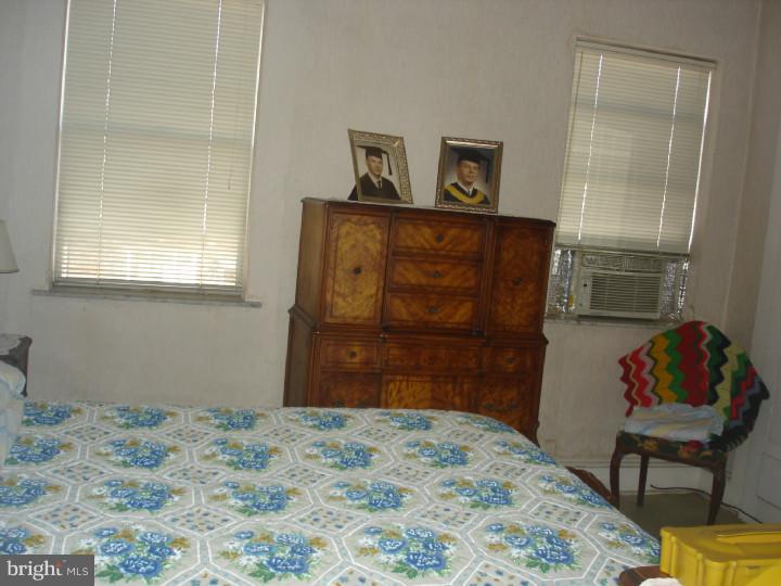 820 West Ritner Street Philadelphia, PA 19148 - Photo 8 of 14 Bedroom - Main