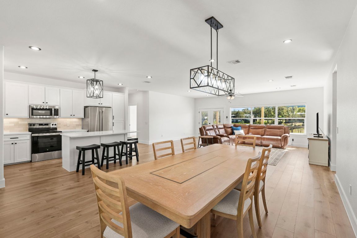 1830 Flite Acres Road Wimberley, TX 78676 - Photo 18 of 39