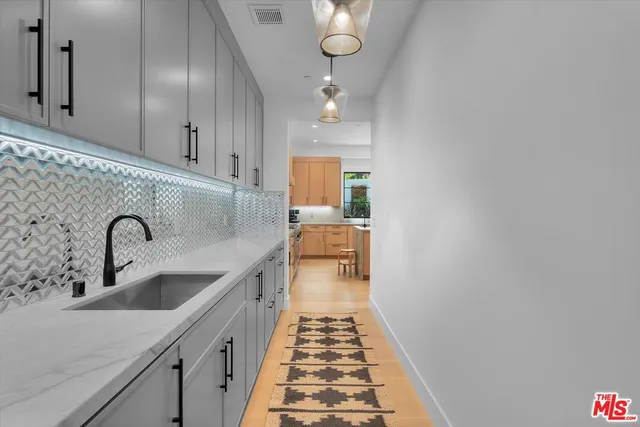 $25,000 | 1319 Marinette Road, Pacific Palisades, CA 90272