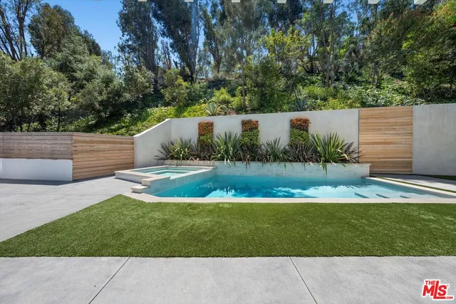 $25,000 | 1319 Marinette Road, Pacific Palisades, CA 90272