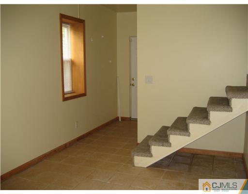 1984 Oak Tree Road Edison, NJ 08820 - Photo 9 of 25 a view of an entryway