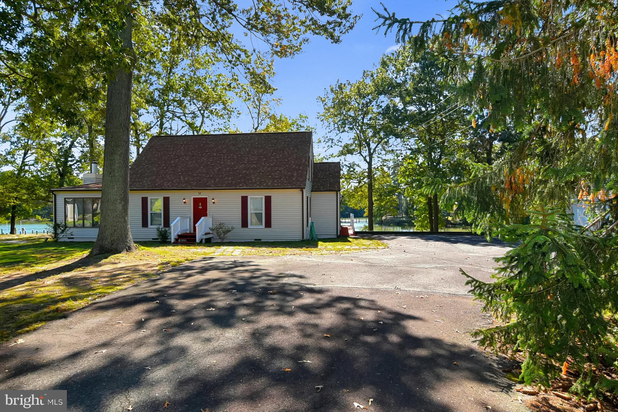 1096 South Glebe Road Montross, VA 22520 - Photo 31 of 35 Front of Home
