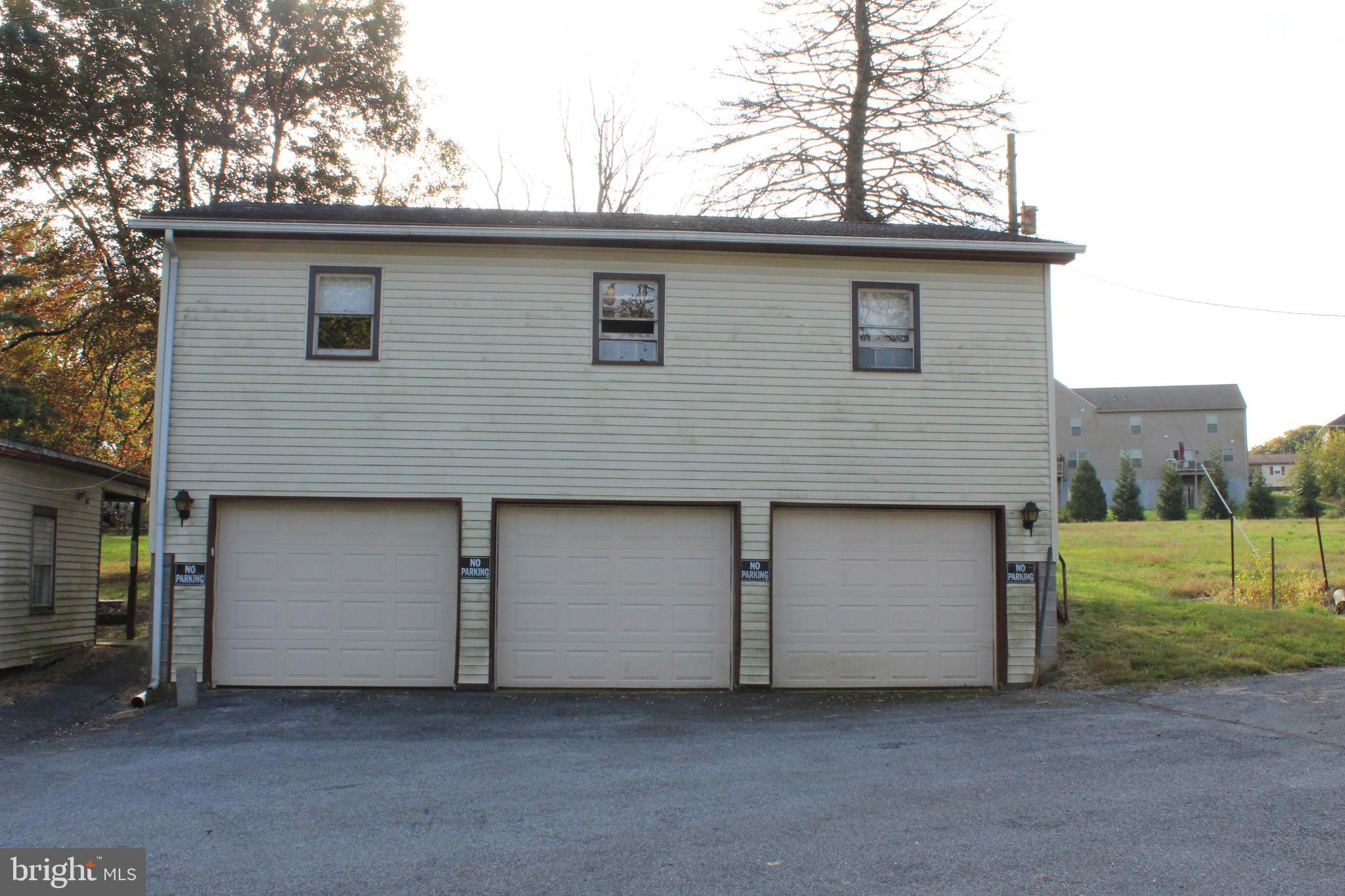 1230 Dridge Hill Road Lititz, PA 17543 - Photo 8 of 43