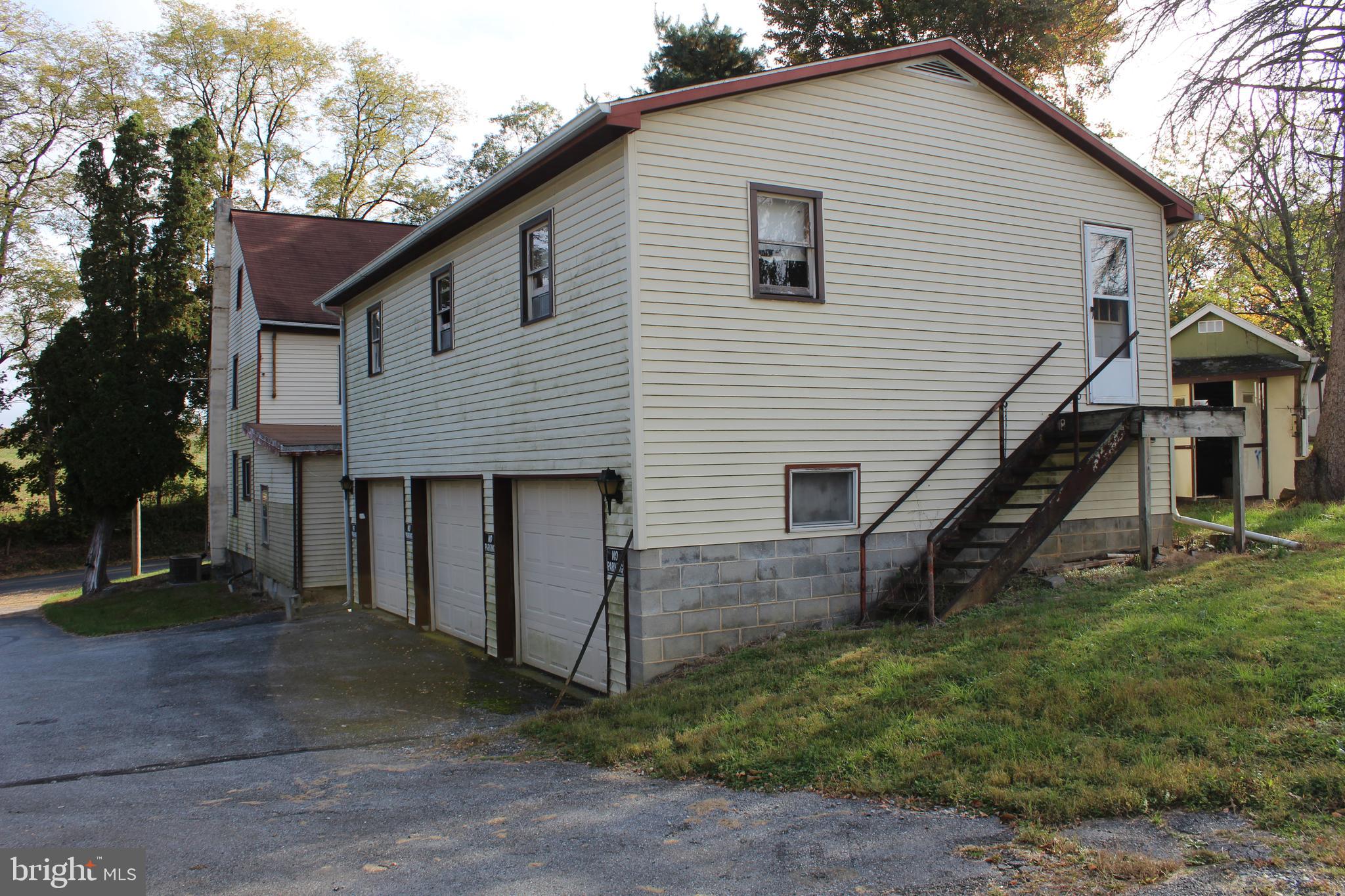 1230 Dridge Hill Road Lititz, PA 17543 - Photo 9 of 43