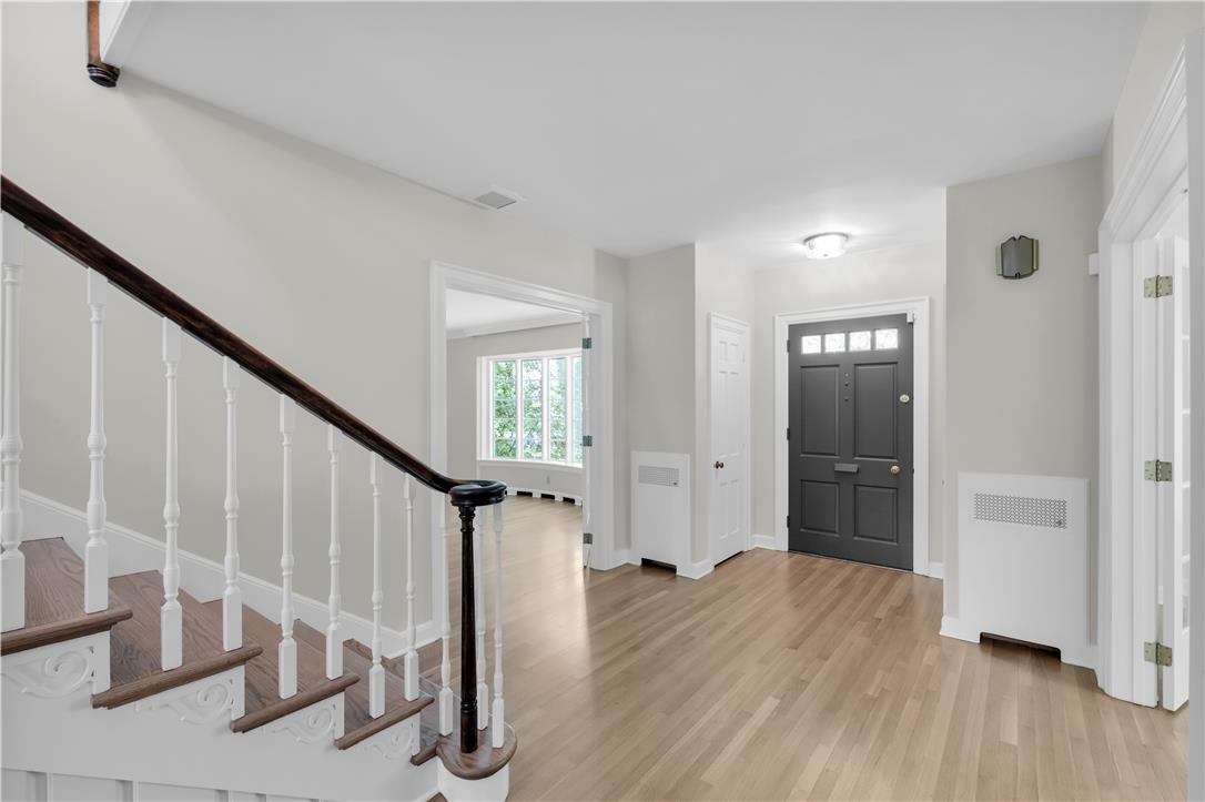 1942 Sycamore Street Bethlehem, PA 18017 - Photo 8 of 74