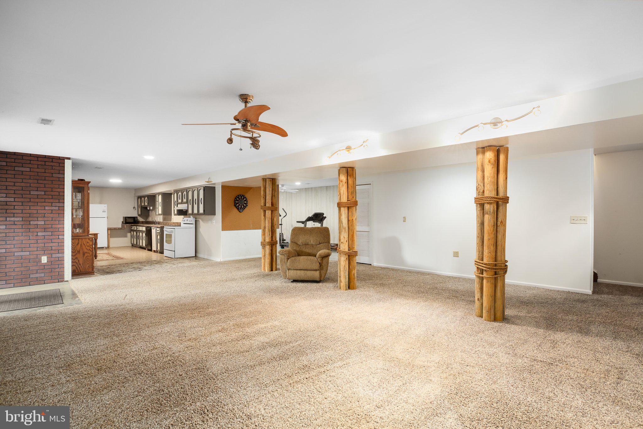 13249 Kendall Road Orange, VA 22960 - Photo 29 of 61 Full Kitchen Off Family Room