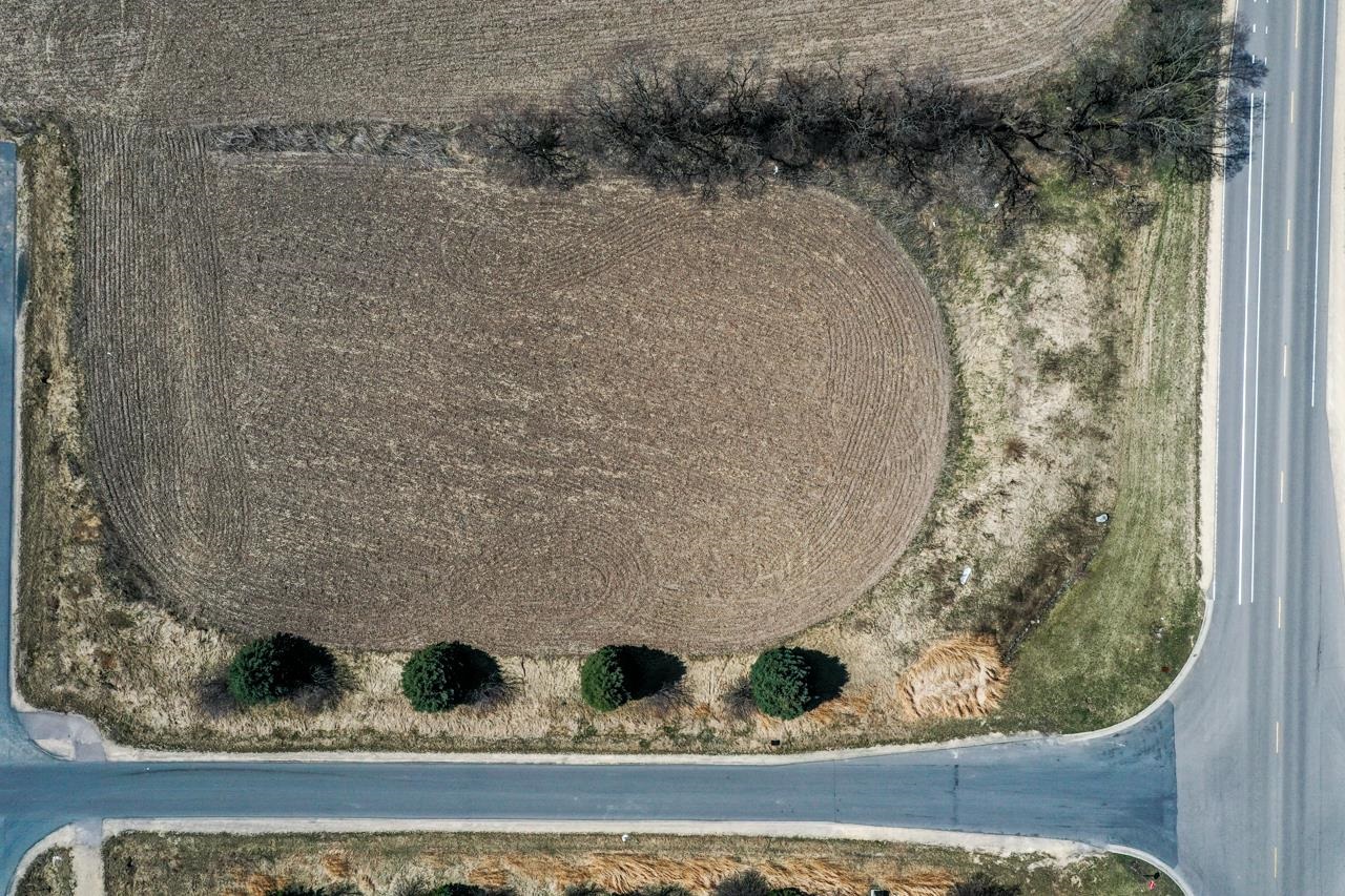 L2 West Mineral Point Road Verona, WI 53593 - Photo 5 of 10