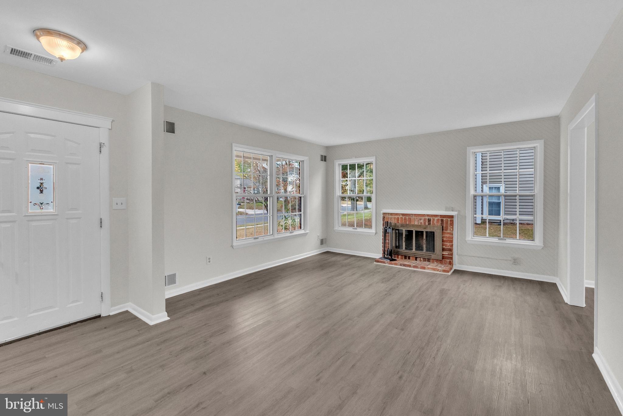 36 Jupiter Drive Sewell, NJ 08080 - Photo 13 of 56