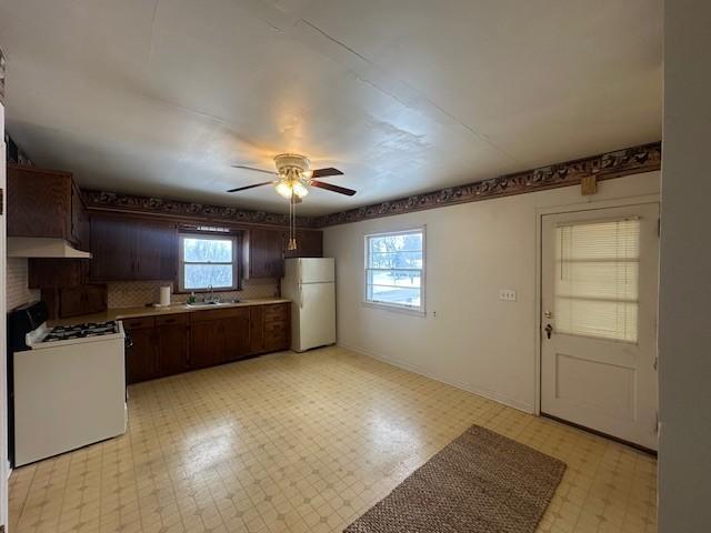 515 South Division Avenue Spring Grove, MN 55974 - Photo 18 of 58