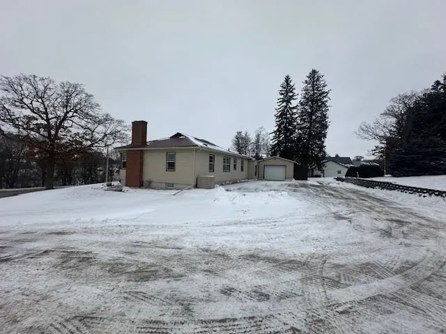 $209,900 | 515 South Division Avenue, Spring Grove, MN 55974