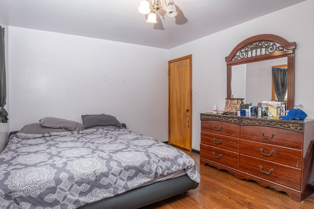 3912 West 84th Place Chicago, IL 60652 - Photo 8 of 26