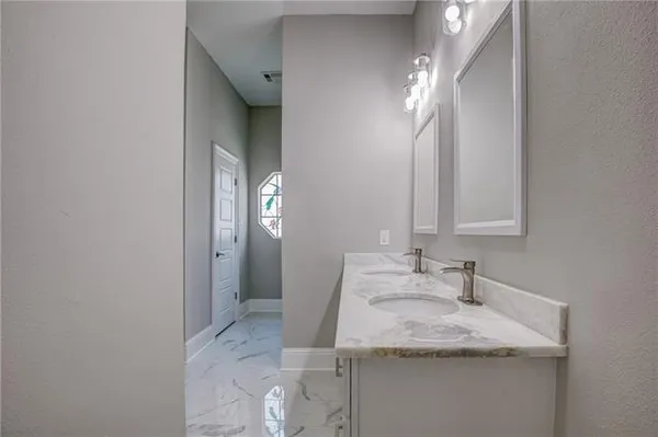 $2,999 | 185 Villere Drive, Destrehan, LA 70047