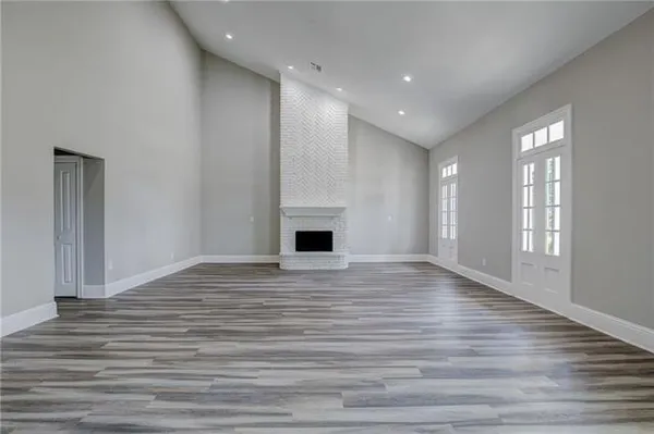 $2,999 | 185 Villere Drive, Destrehan, LA 70047