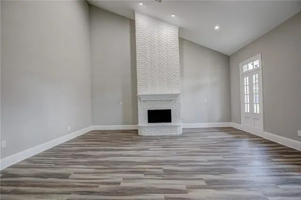 $2,999 | 185 Villere Drive, Destrehan, LA 70047
