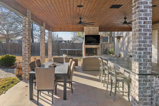 $914,900 | 204 Carron Lane, Tuscumbia, AL 35674