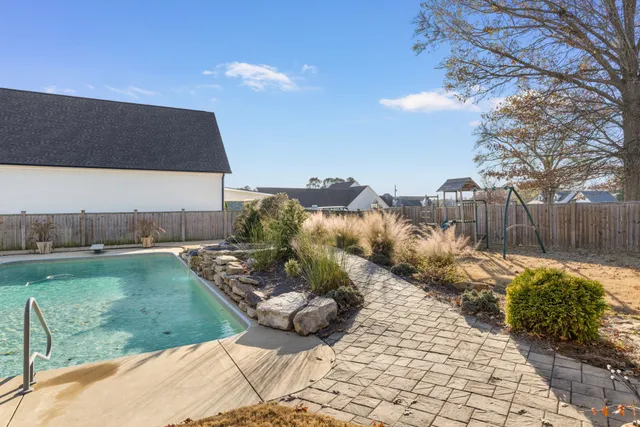 $914,900 | 204 Carron Lane, Tuscumbia, AL 35674