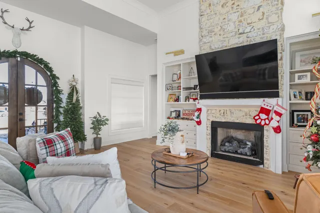 $914,900 | 204 Carron Lane, Tuscumbia, AL 35674