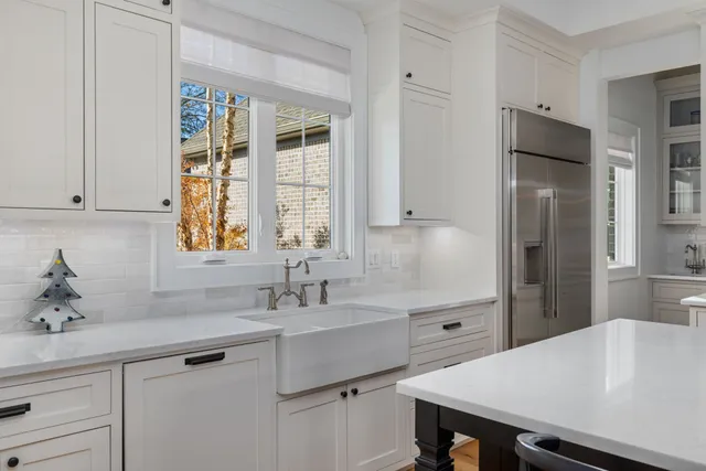 $914,900 | 204 Carron Lane, Tuscumbia, AL 35674