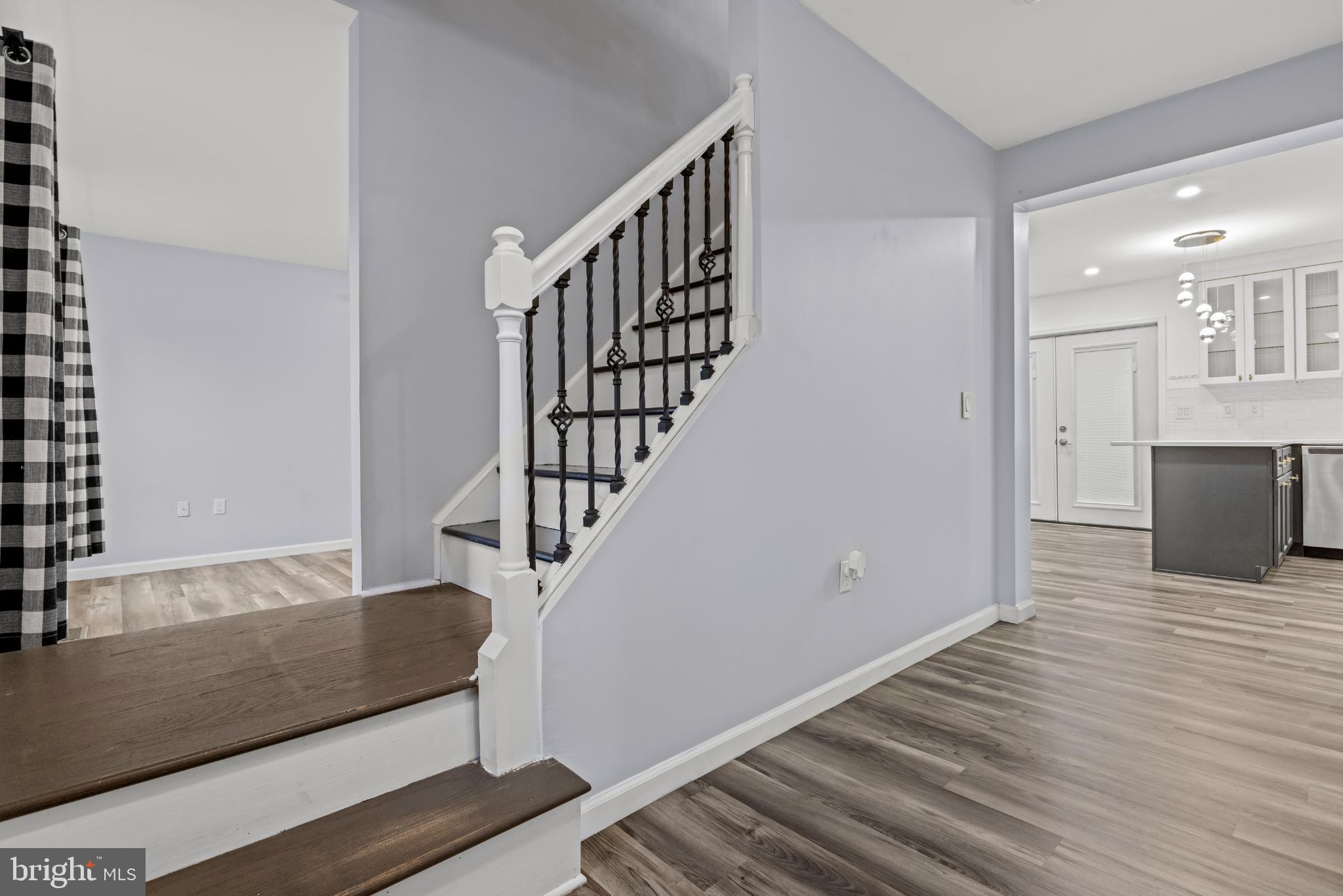 239 Shaws Mill Road Cedarville, NJ 08311 - Photo 16 of 39 Inviting entryway with elegant staircase.