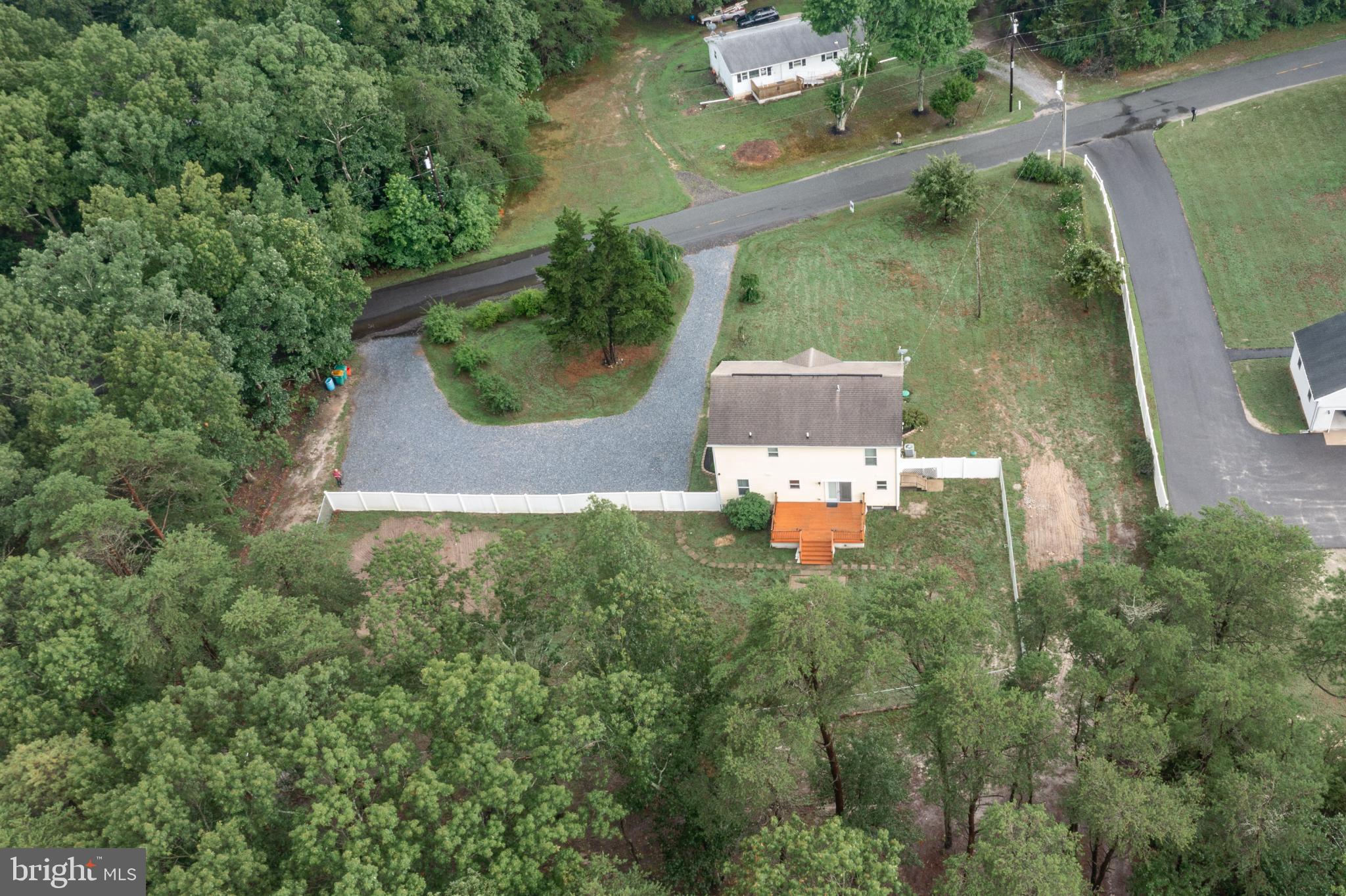 239 Shaws Mill Road Cedarville, NJ 08311 - Photo 36 of 39 Large horseshoe driveway for easy access & parking