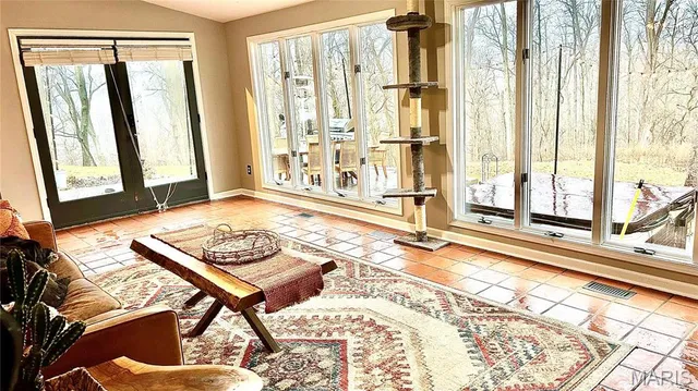 $579,900 | 4101 Stoneledge Drive, Godfrey, IL 62035