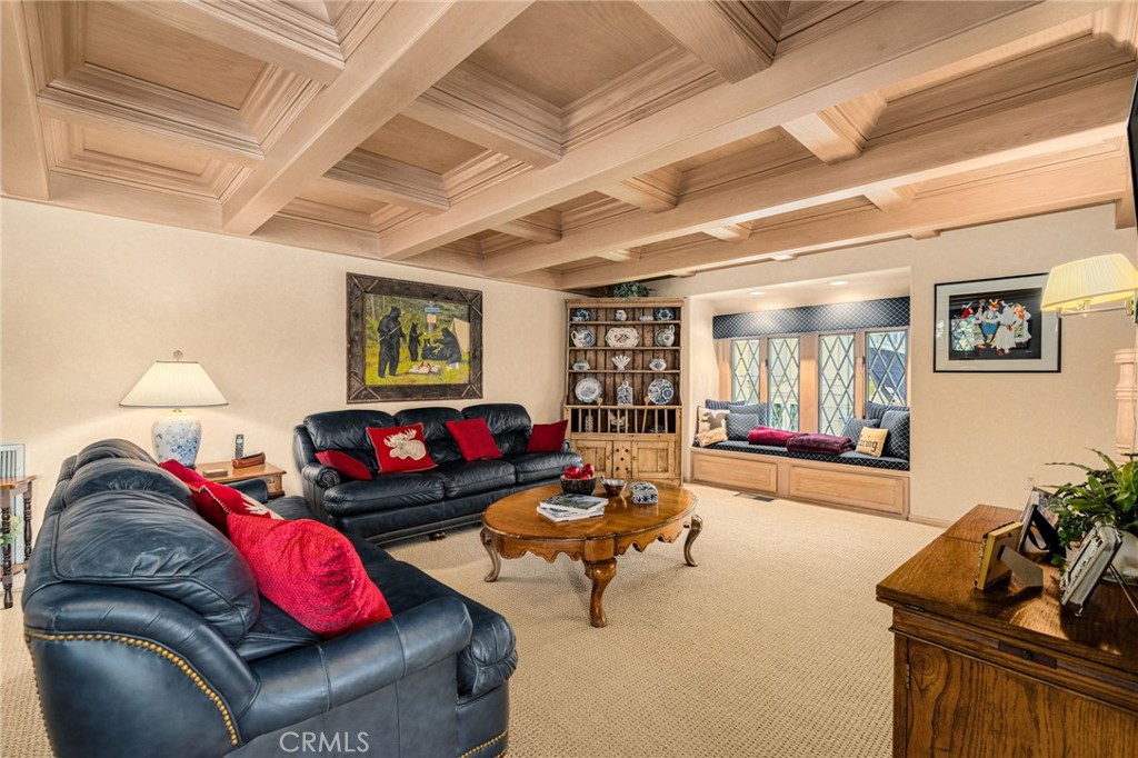 316 John Muir Road Lake Arrowhead, CA 92352 - Photo 13 of 47