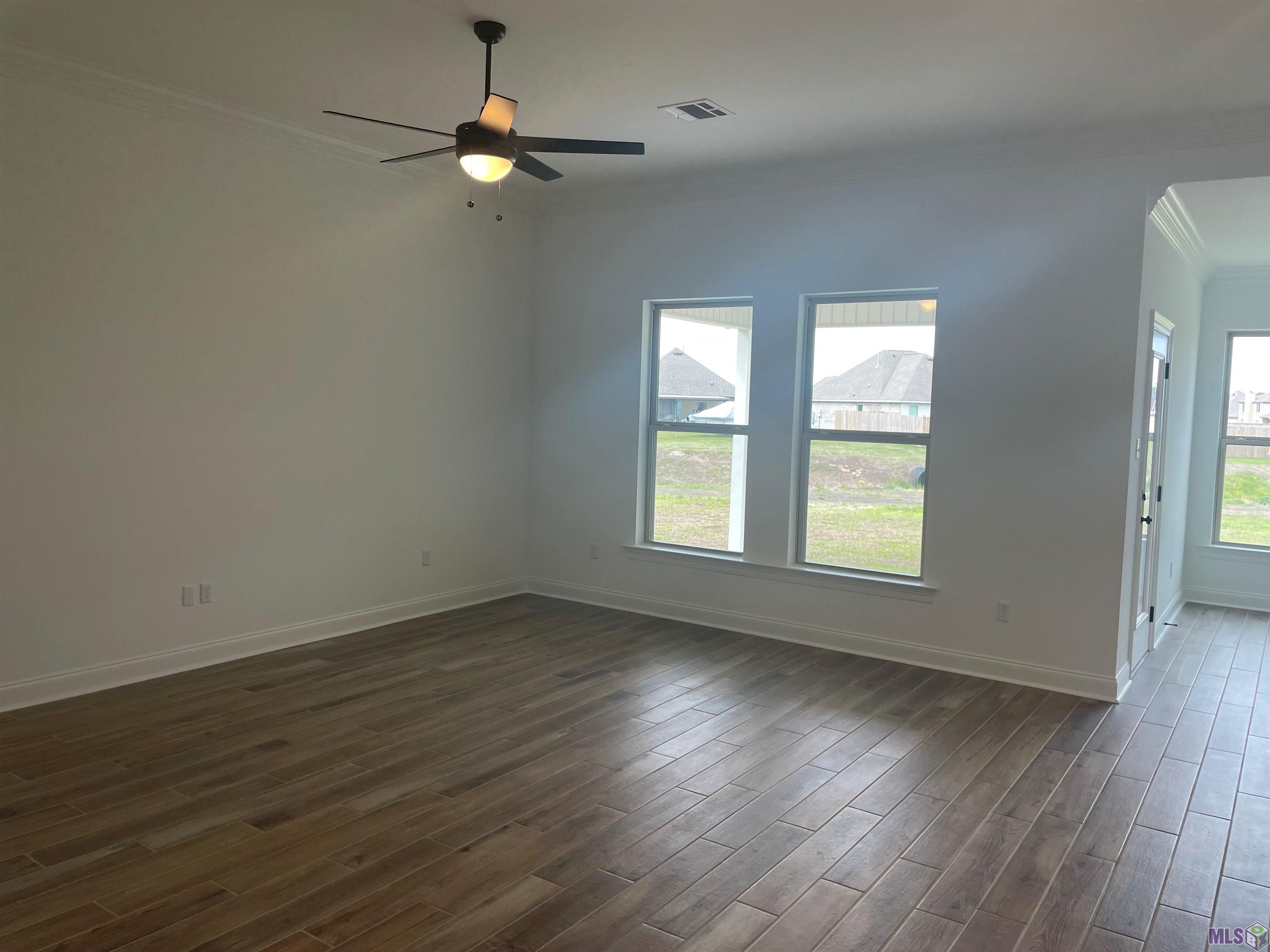 355 Rue Evangeline Houma, LA 70364 - Photo 2 of 7