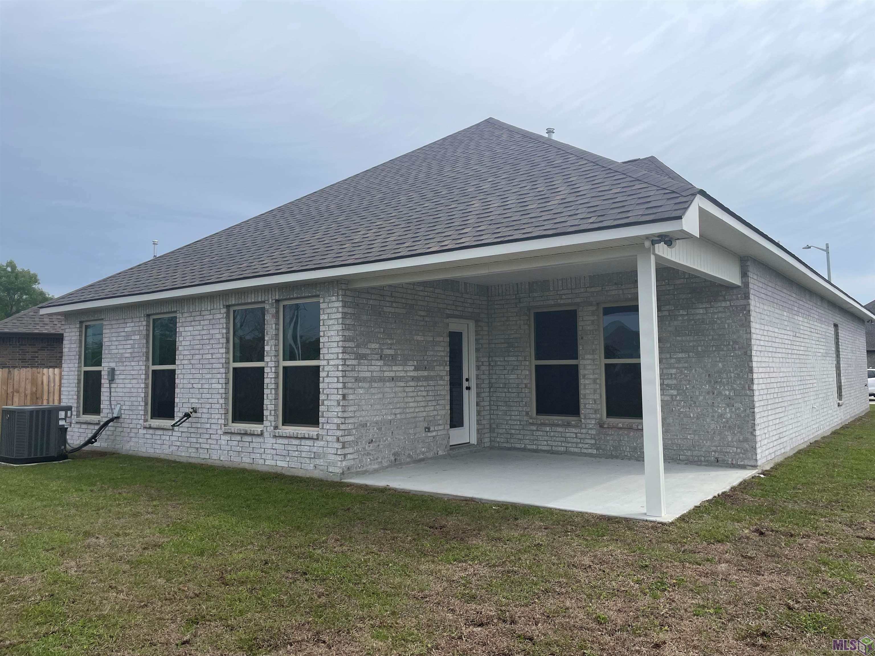355 Rue Evangeline Houma, LA 70364 - Photo 6 of 7