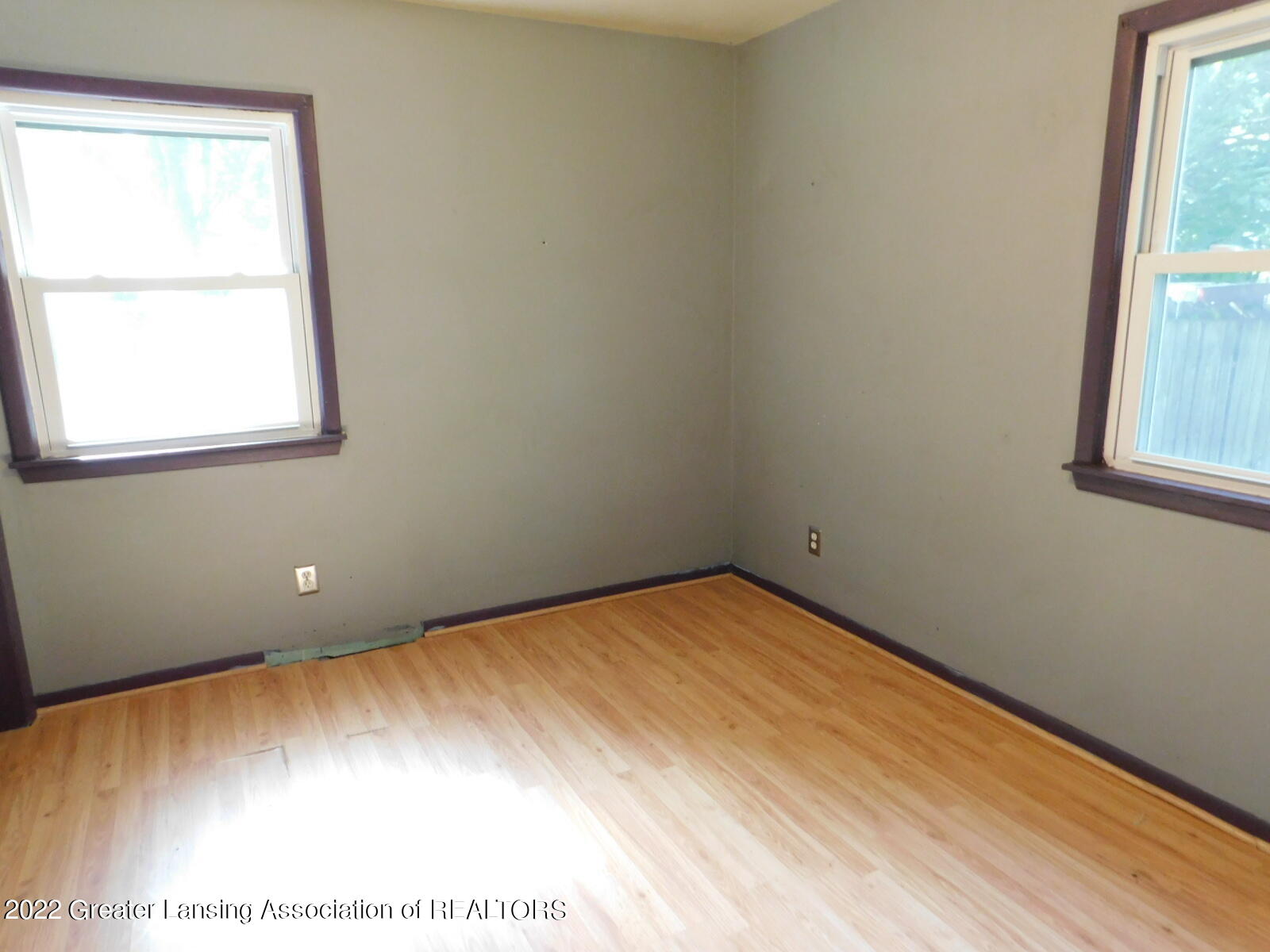 6034 Rolfe Road Lansing, MI 48911 - Photo 14 of 24 DSCN1468