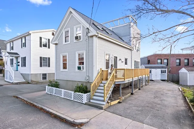 $799,000 | 7 Lothrop Street, Beverly, MA 01915