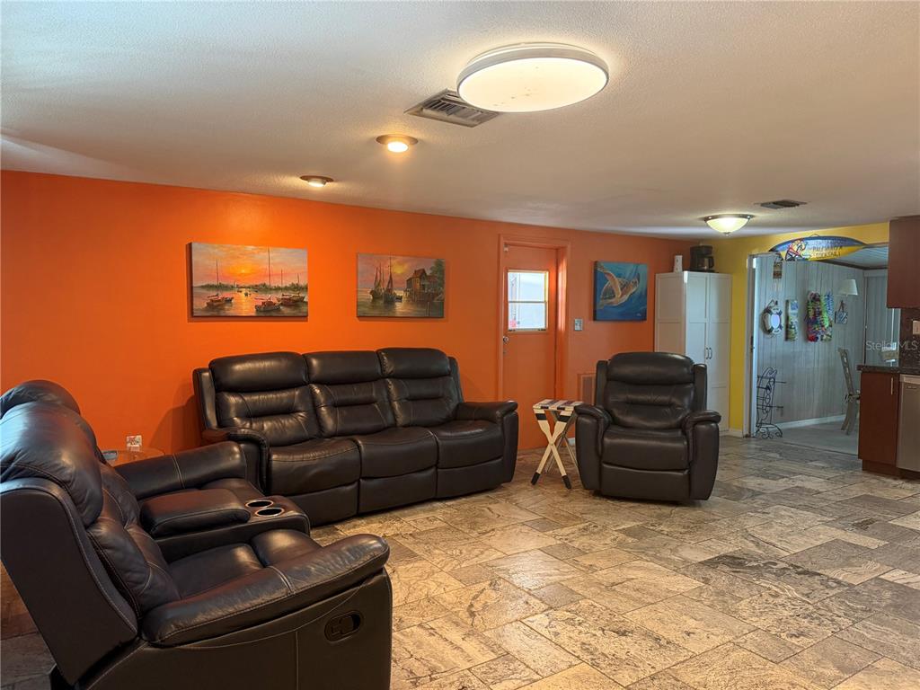 2203 Riomar Drive Holiday, FL 34691 - Photo 3 of 32 Gallery Image 3