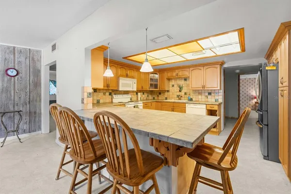 $290,000 | 924 Valmar Street, Brandon, FL 33511